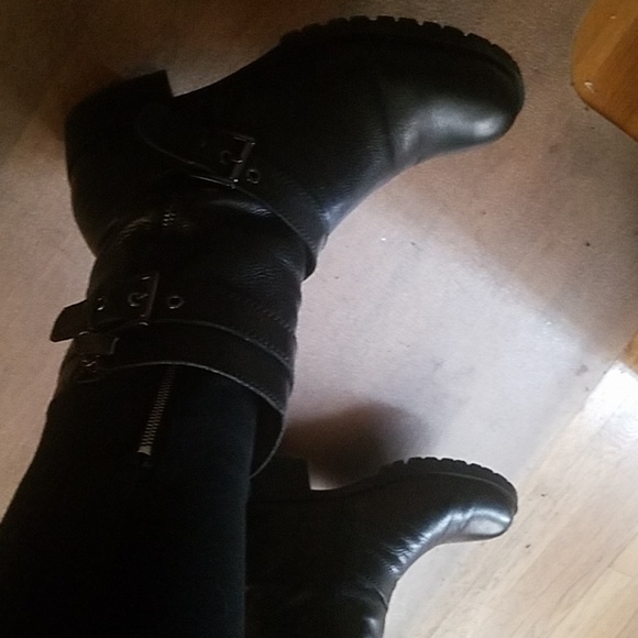 Nice black leather combat boots.....GET THEM NOW - Picture 4 of 4